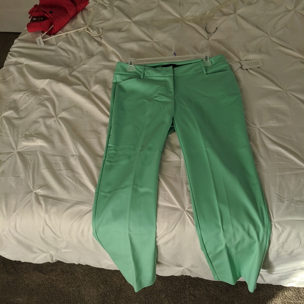 Capri pants